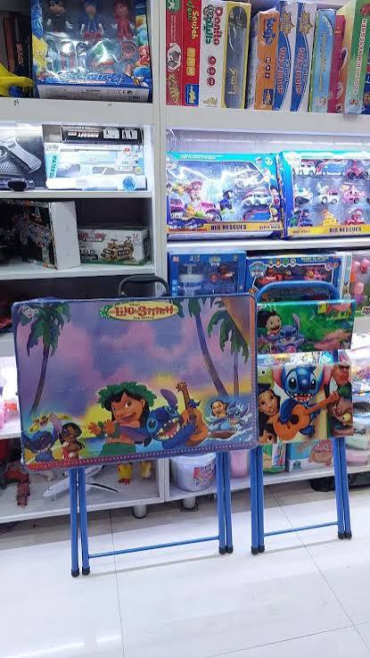 میز تحریر با صندلی وایت بردی مدل سیوان