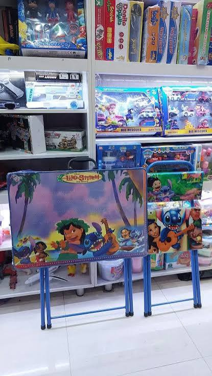 میز تحریر با صندلی وایت بردی مدل سیوان